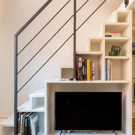 Serena's Blue In Dergano Apartment Milan
