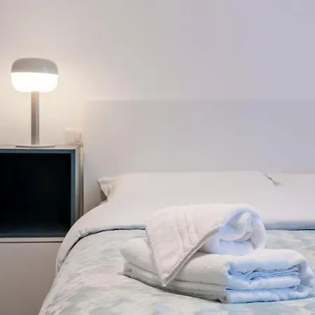 Quadrilocale Metro5 Istria 3 Bedrooms Apartamento *