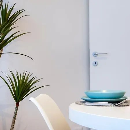 Apartamento Quadrilocale Metro5 Istria 3 Bedrooms *