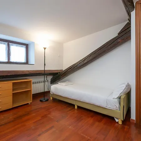 Spazioso E Comodo In Fs - Ac *