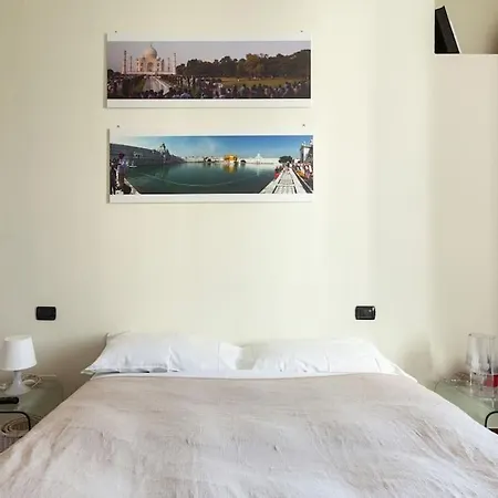 アパート Casa Delle 5 Giornate Di ミラノ