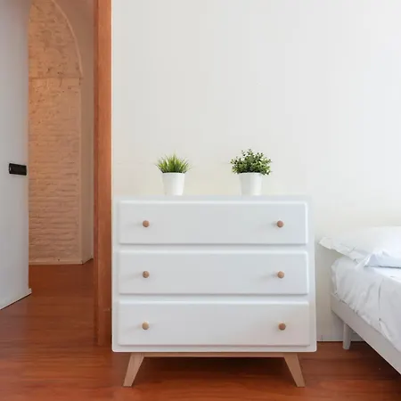 Cozy & Happy Flat In Downtown Апартаменты *