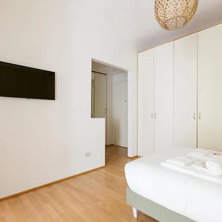 Gerusalemme M5 Yellow With Closed Balcony! Apartmán Milán