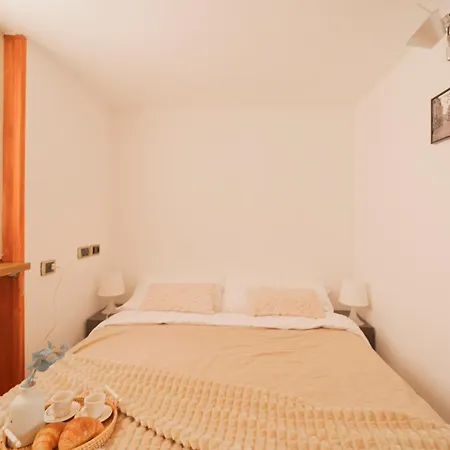 I Host - Vettabbia 1 * Milano