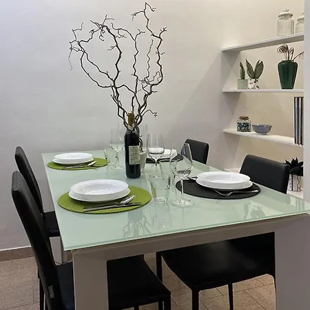 Meg 32 Three-room In The Heart Of Isola Apartment