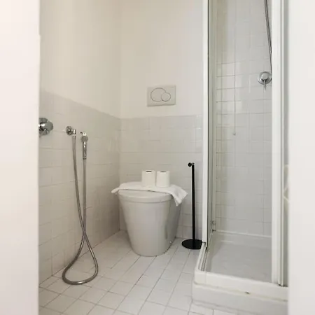 Hacca Collection- Navigli&bocconi-centro-porta Romana *