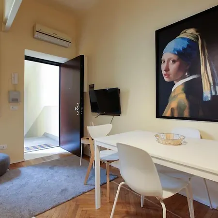 Hacca Collection- Navigli&bocconi-centro-porta Romana *