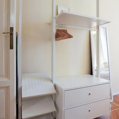 Апартаменты Hacca Collection- Navigli&bocconi-centro-porta Romana Милан