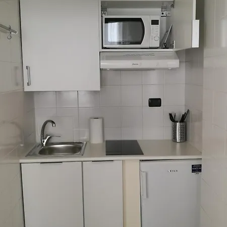Monolocale Zona Loreto Mm1 Pasteur P1 Apartament *