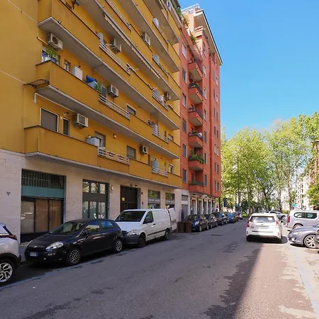 Mila Venosa Milan