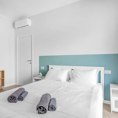 Sil5 - Bright - Luxury * Milano