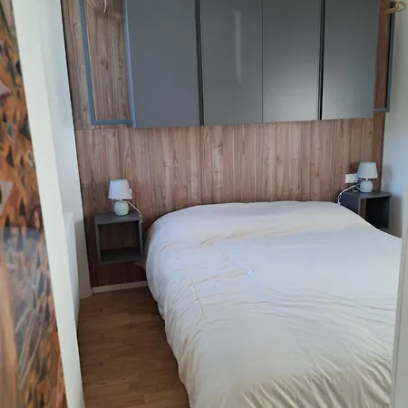 Adele In Darsena Milano