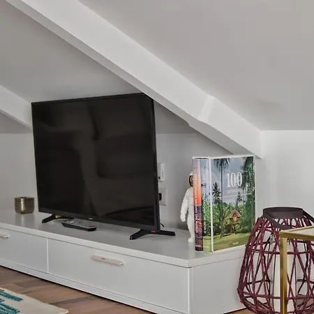 Just Urban - Stunning Penthouse With Balcony - Porta Venezia