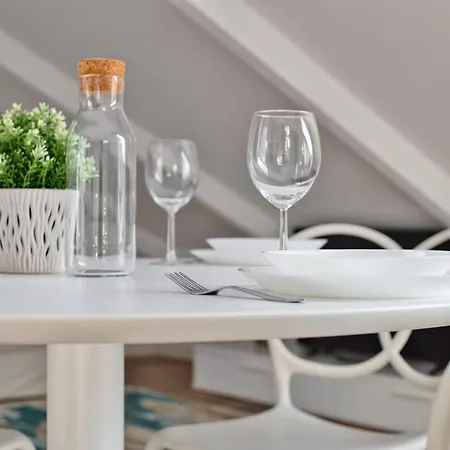 Just Urban - Stunning Penthouse With Balcony - Porta Venezia *