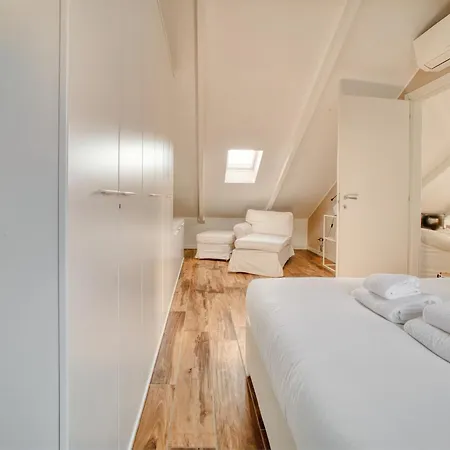 Just Urban - Stunning Penthouse With Balcony - Porta Venezia *