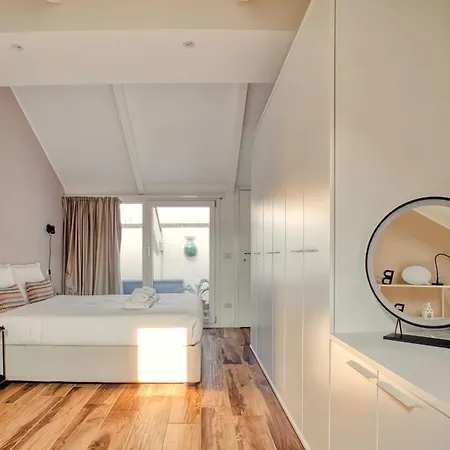 Lägenhet Just Urban - Esclusivo Attico Con Balcone Vista Duomo - 5min M4 Milano