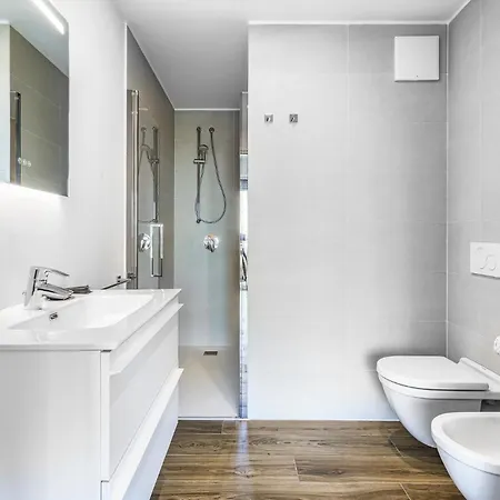 아파트 Penthouse Terrace Piranesi 4pax Wifi