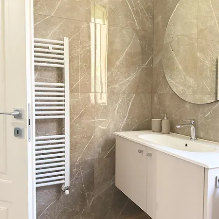 Vfh Corso Boutique Apartment-city Center Appartement *