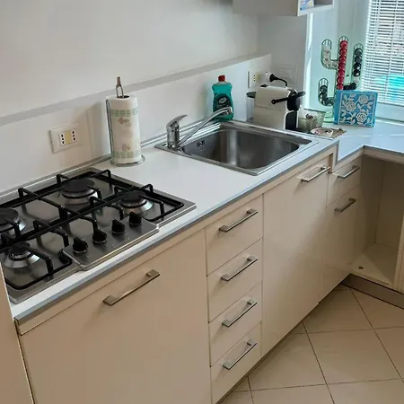 Travelers' House - Metro M4 - Linate - Citta Studi * Milaan