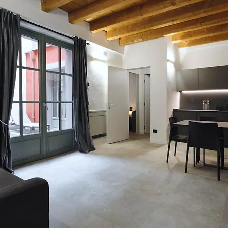 Just Urban - Boutique With Parking And Gym * ميلان