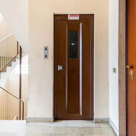 Apartment 5 Minuti Dai Navigli - Wifi Gratis - Monolocale Ben Servito *