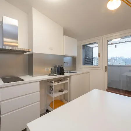 Apartamento Xenia - Elegant Penthouse In Fiera Area