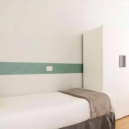 Spacious Near Duomo *
