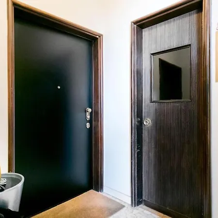 Spacious Near Duomo * Milaan