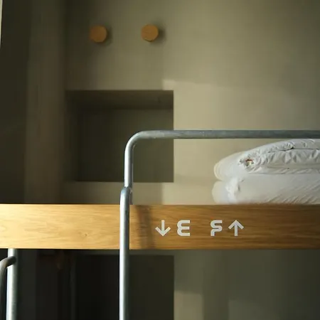 Combo ホステル *