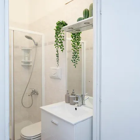 New! Lovely & Friendly In Center C * Milán