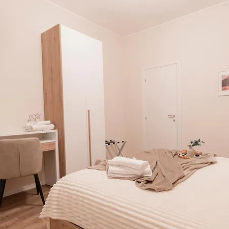 Apartment I Host - Campiglio 13 *