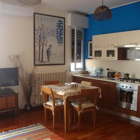 Appartement Navigli Con Terrazza *