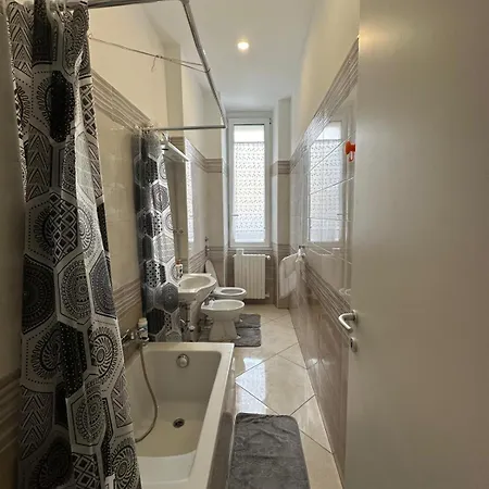George Luxury מילאנו