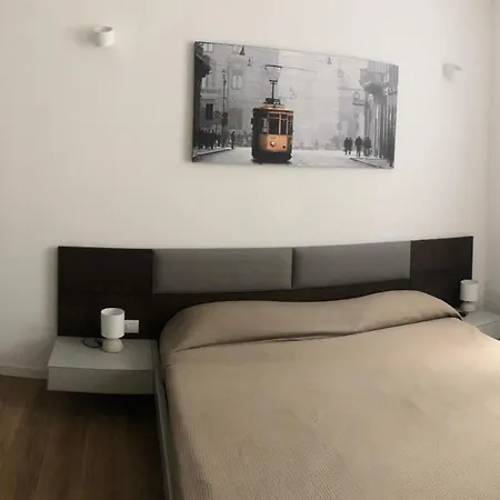 Missori Rose Garden View * ميلان