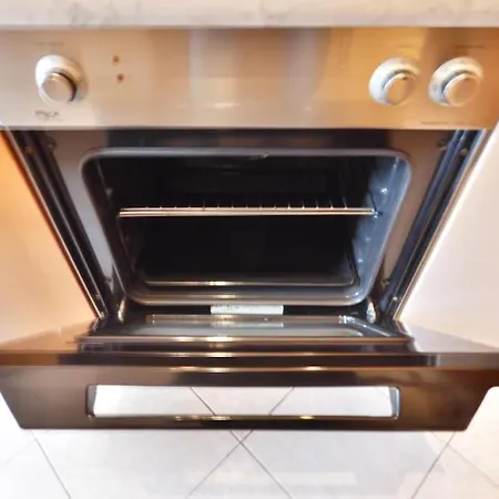 Lägenhet Welcome House Center *