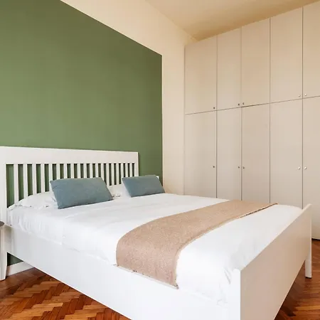 Flora Flexyrent Ac Μιλάνο