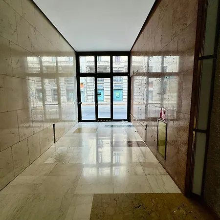 Four Bedroom In The Centre Of The Apartmán Milán