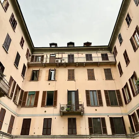 Purple House - Garibaldi Fs * Mediolan