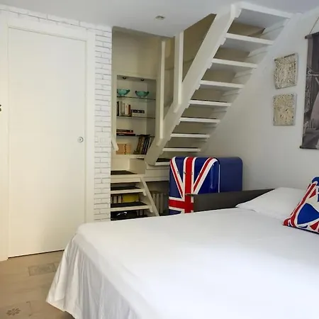 Апартаменты Quiet House In The Center - Porta Venezia Милан