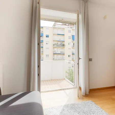Washington District Cozy With Balcony *