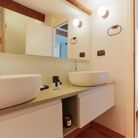 The Rent - Flat In Brera District *