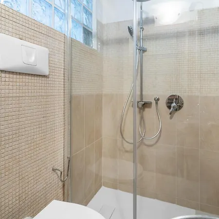 Apartment Me11 Porta Venezia-loreto Milan