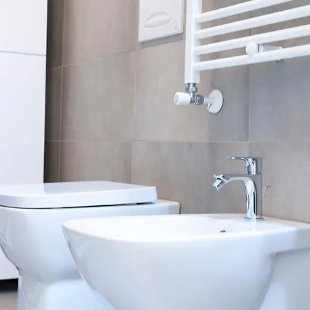 Ihost - Monviso 41 Milão