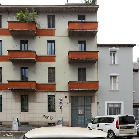 Guesthost - Milano-nolo Balcony ミラノ