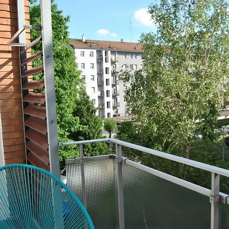 Portello Flat With Balcony Apartman *