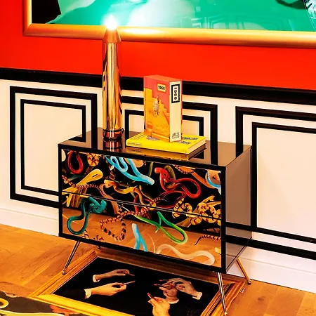 Toiletpaper Living *