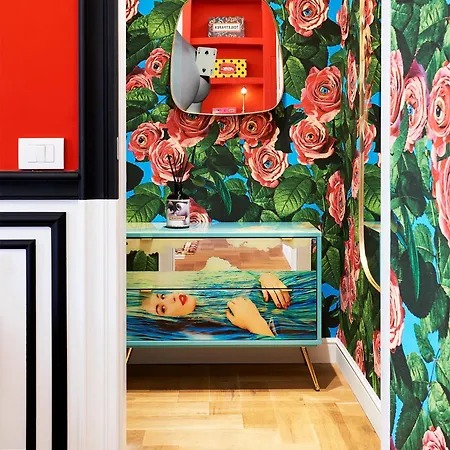 Toiletpaper Living * מילאנו