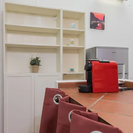 Sanzio City Escape - 15min From Duomo 公寓 *