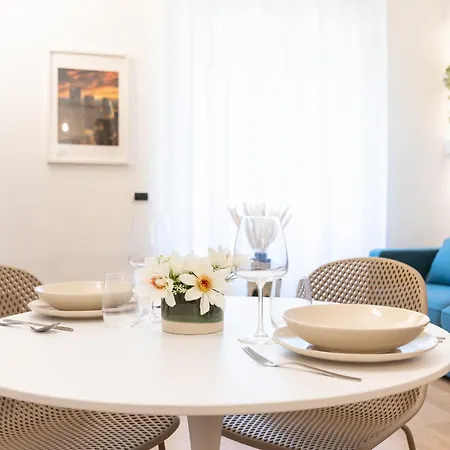 Corso Como-garibaldi - Luxury Flat With Parking And Wifi Apartmán *