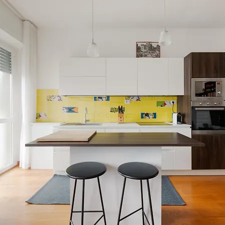 Apartment Bright Milan- Citta Studi With Balcony Milan